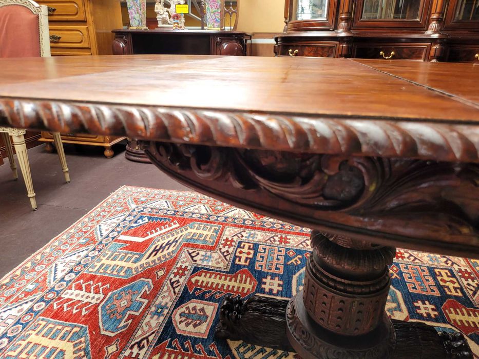 Mesa de sala antiga em madeira com pé trabalhado - Extensíve