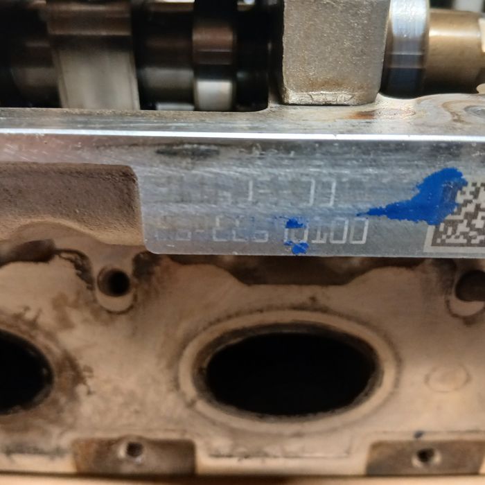 Głowica silnika kompletna BMW X1 F48 KOD silnika B46A20B