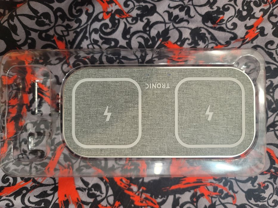 Подвійна потужна швидкісна безпровідна зарядка 30w!!!