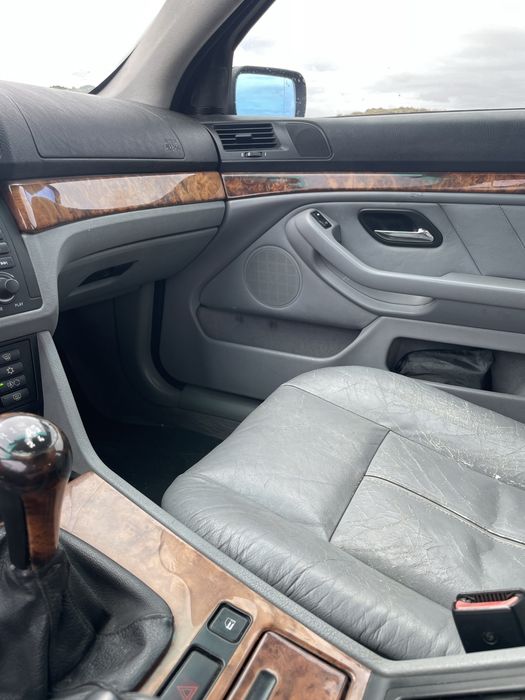 Bmw 525 tds (avariada)