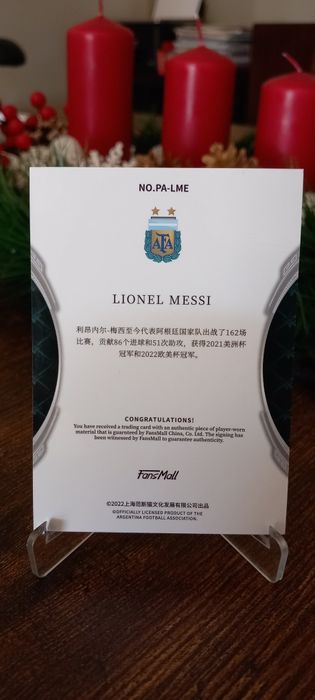 Lionel Messi Autógrafo com Equipamento usado em jogo.