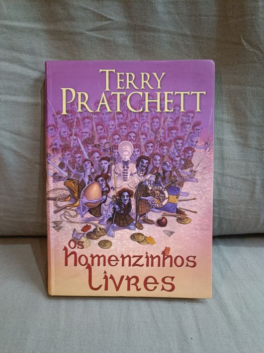 Vários livros de fantasia