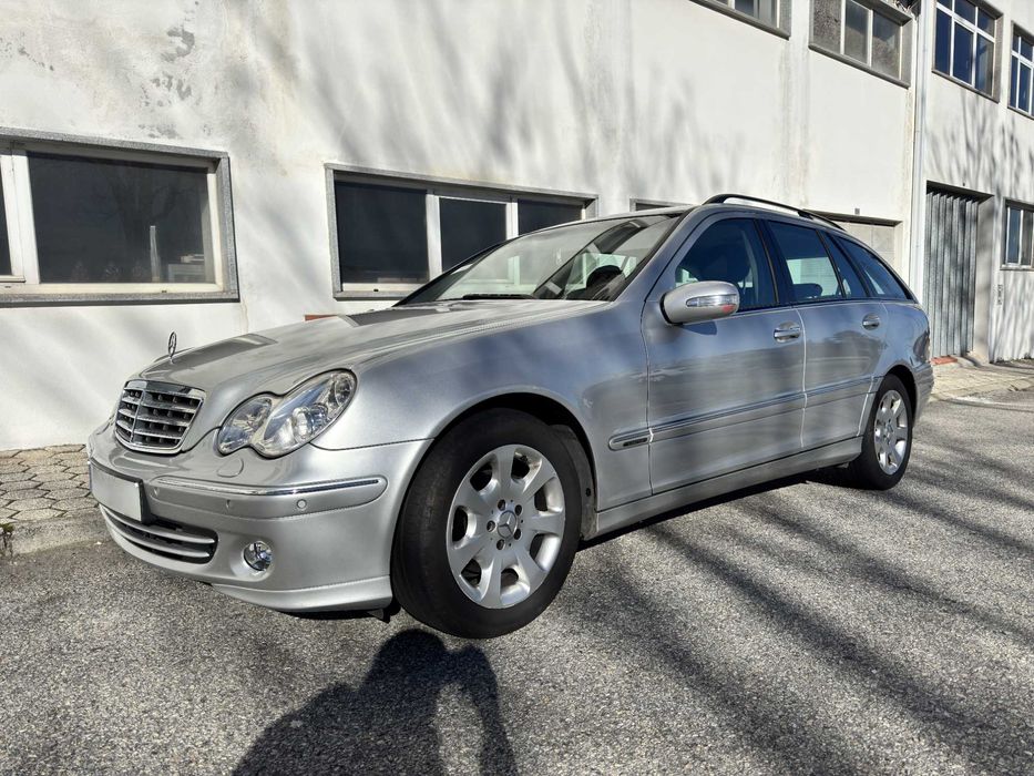 Mercedes C220 (S203)