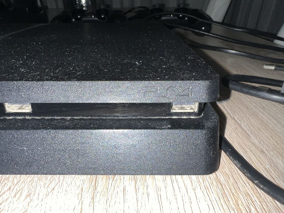 Ps4 slim + 3 jogos + óculos Vr + volante e pedais