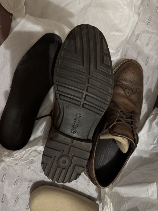 Продам мужскую обувь ECCO