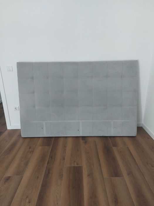Cama 180x200cm: cabeceira e sommier com estrado elevatório (sem colchão)