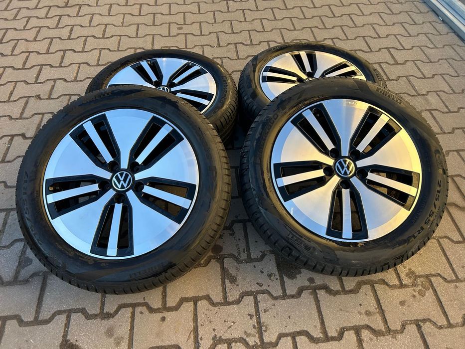 Koła Alufelgi 17 5x112 Volkswagen VW Passat Golf Touran Caddy Pirelli