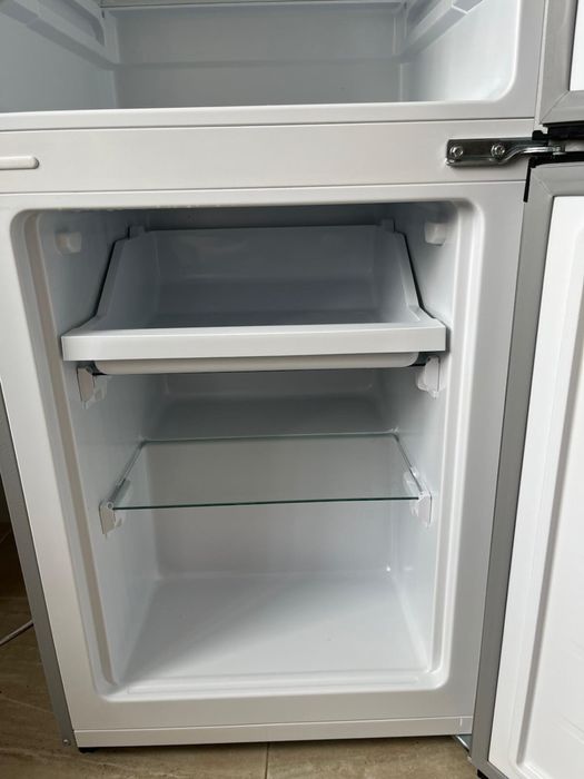 Lodówka Indesit INKS 8261 S4E Srebrna Stan Idealny Gwarancja