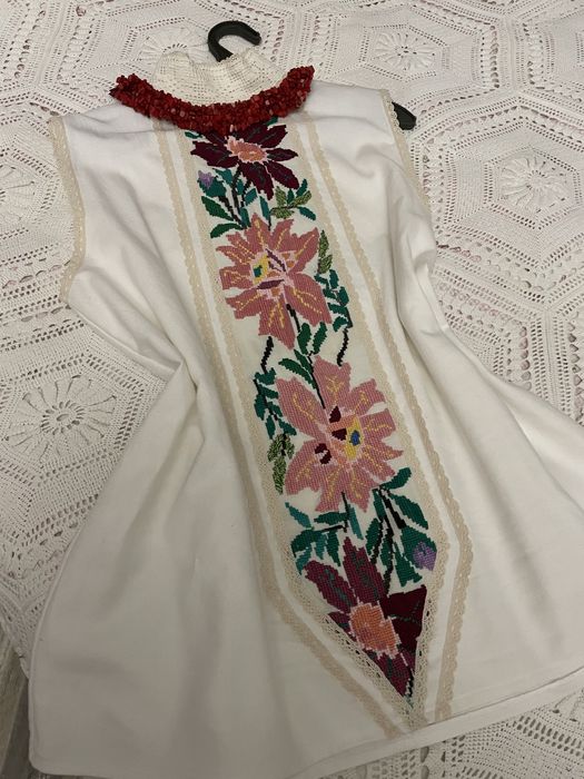 Вишиванка дизайнерська стильна