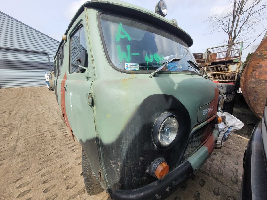 UAZ-452 T-2 w całości lub na części