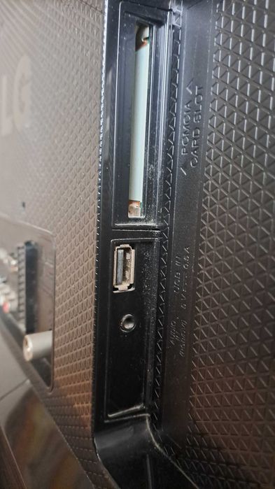 Monitor LG 27 cali z tunerem TV