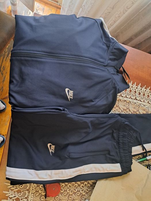 Dres męski sportowy  Nike