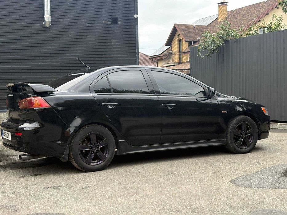 Lancer X 2.0 АКПП+ГБО чорний