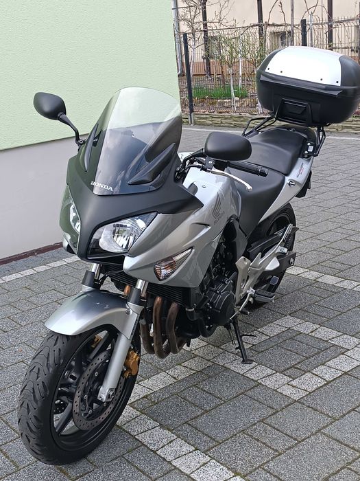 Motocykl Honda CBF 600