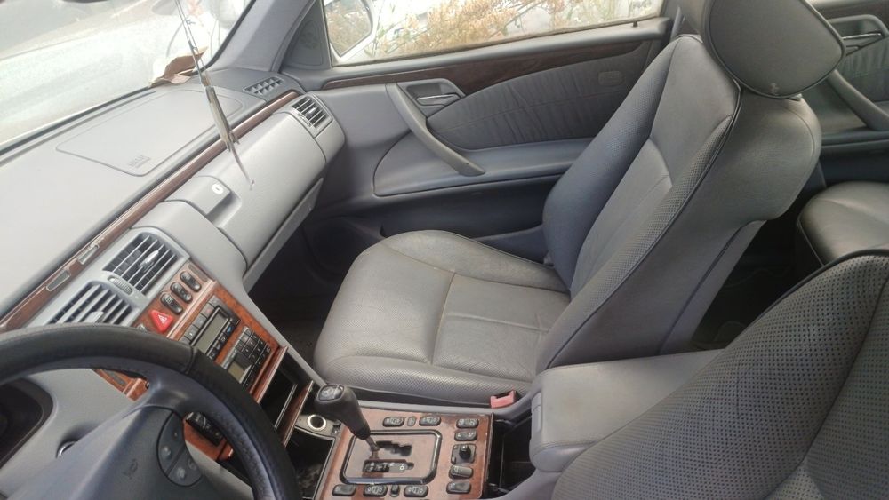 Руль мерседес 211 MERCEDES W211 бампер кермо 210