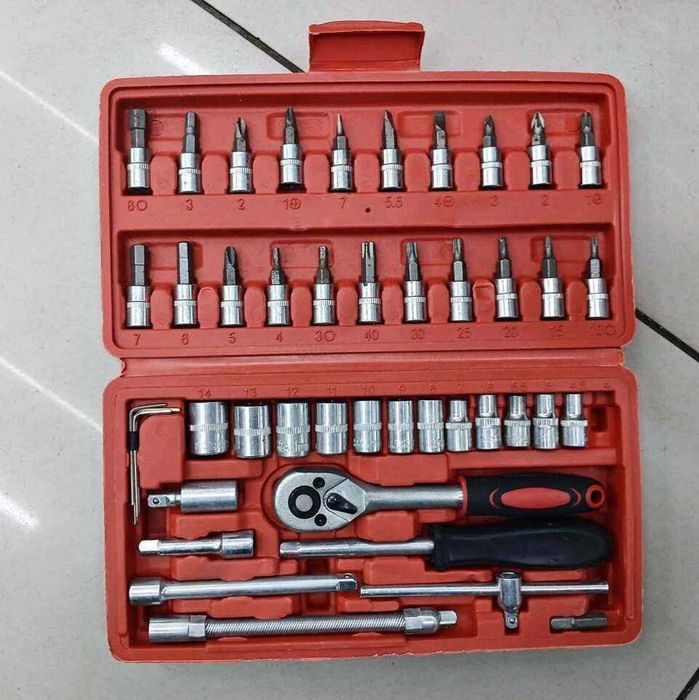 Универсальный набор инструментов на 46 предметов Набір інструментів