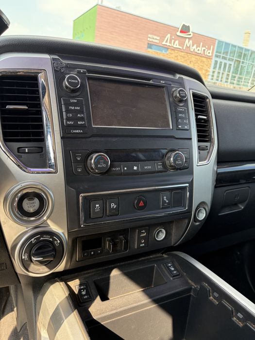 NISSAN Titan 2016 VIN 1N6BA1F45GN518007 фото оголошення 8 з 12