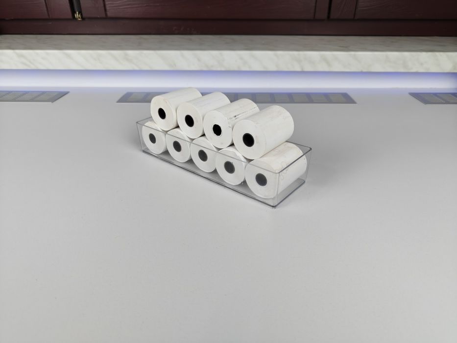 9 sztuk rolek termicznych papier do kas fiskalnych