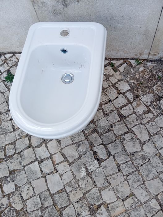 Vendo base de duche ou bidé conforme as fotografias