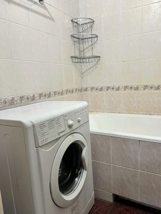 Продам 2-кімнатну квартиру, Оболонь, вул. Прирічна DT