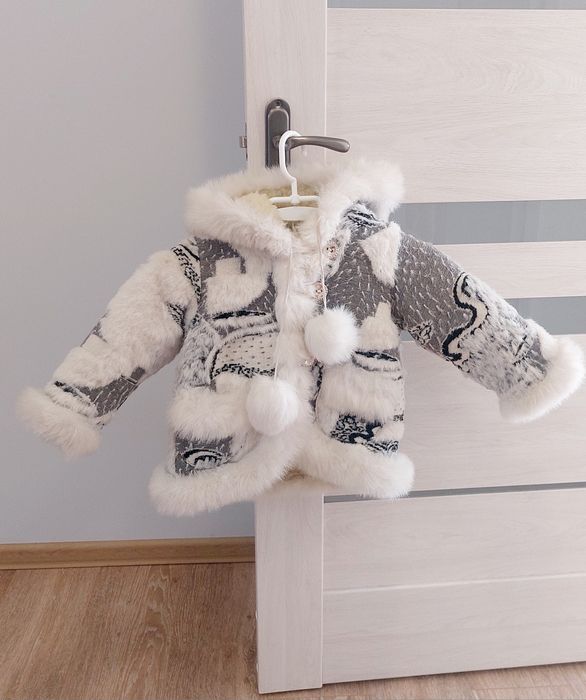 Шубка з овчини на дівчинку 3-4 роки