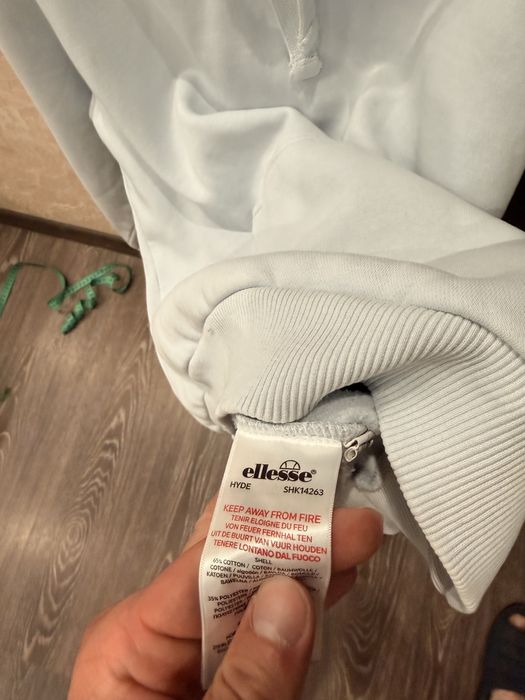 Кофта Ellesse , sixe m