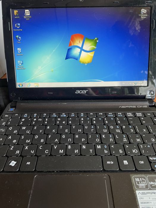 Acer Aspire One D270