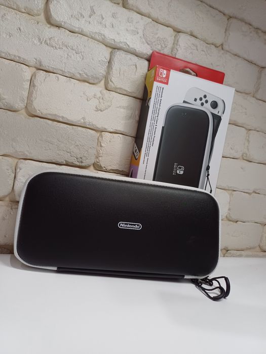 Nintendo switch OLED + чехол з 2 іграми