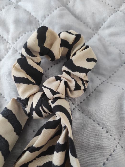 Gumka do włosów zebra