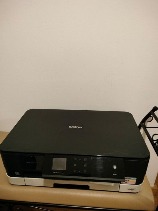 Impressora Brother DCPJ41100W- Nova