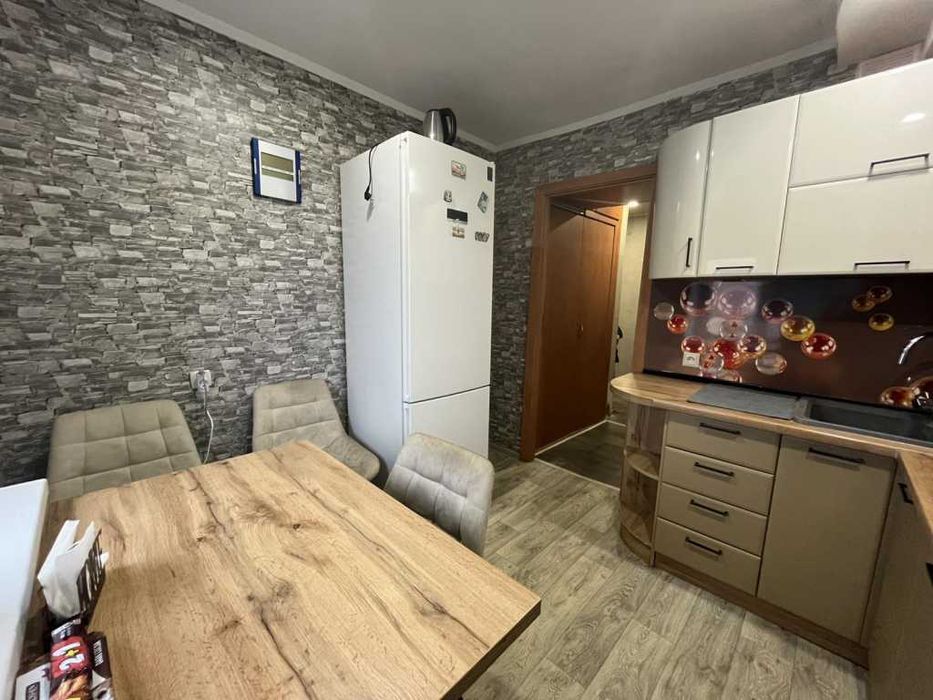 2-к квартира 49 м², Браїлки,ремонт, цегляний будинок, меблі+техніка