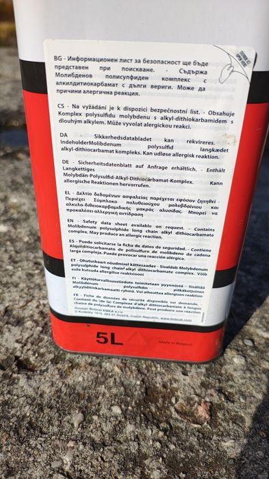 Olej silnikowy 10W30