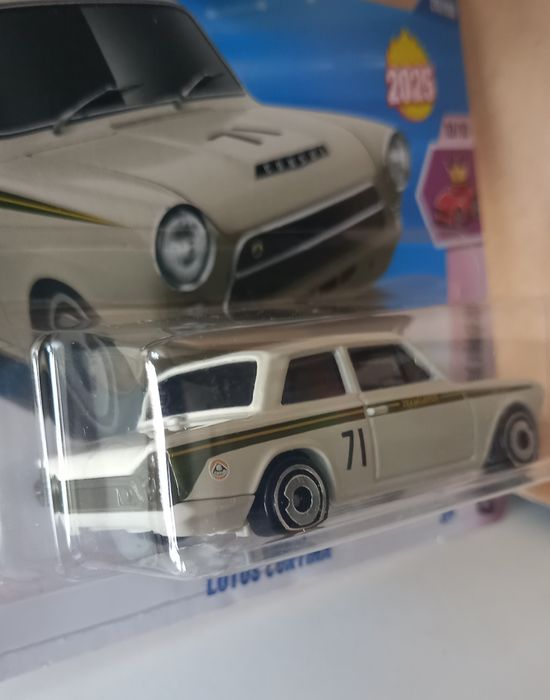 Lotus cortina hot wheels