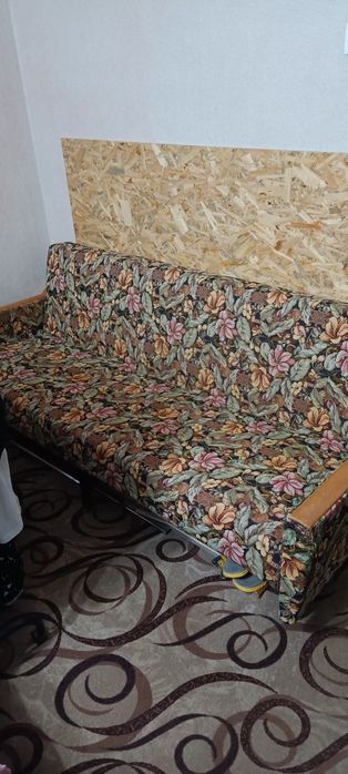 Продам диван книжку б/у. Терміновий продаж!!!