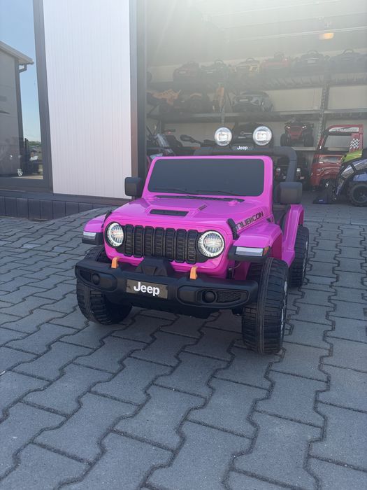 Auto na akumulator Jeep Wrangler Rubicon 4x200 Watt 24V Pilot MP3 Kluczyki Różowy