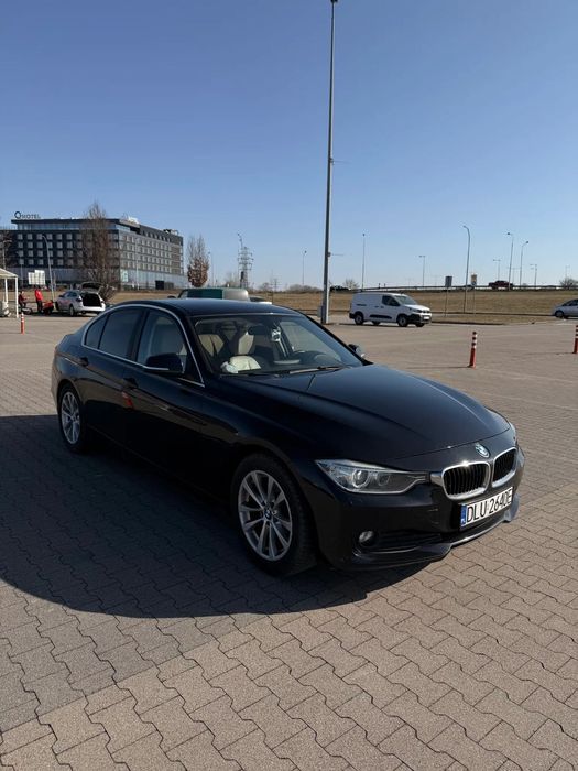 BMW Seria 3 BMW 320d EfficientDynamics Edition F30 2015