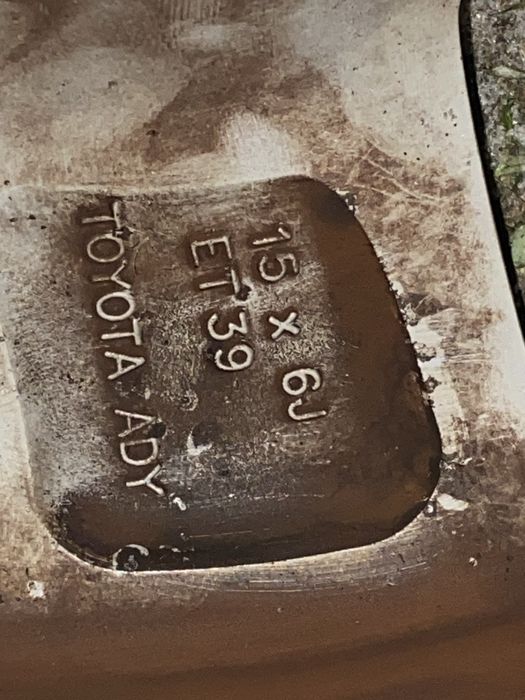 Alufelgi orginał 15 toyota Auris I 3 szt proste ladne