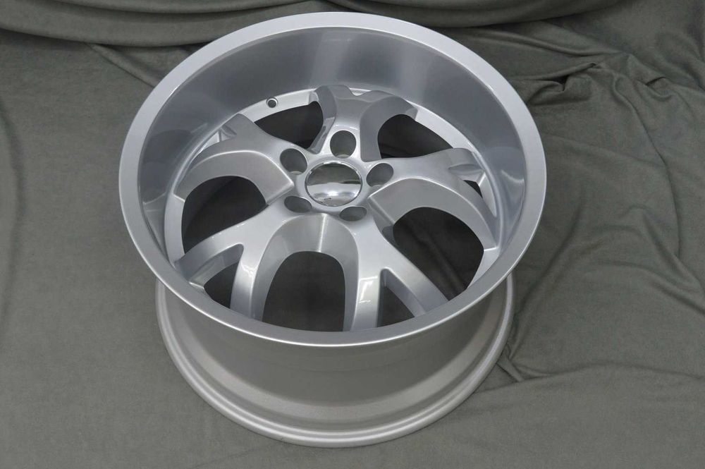 Felgi MODEL:722 18'' 9,5J ET35 5x112 SILVER