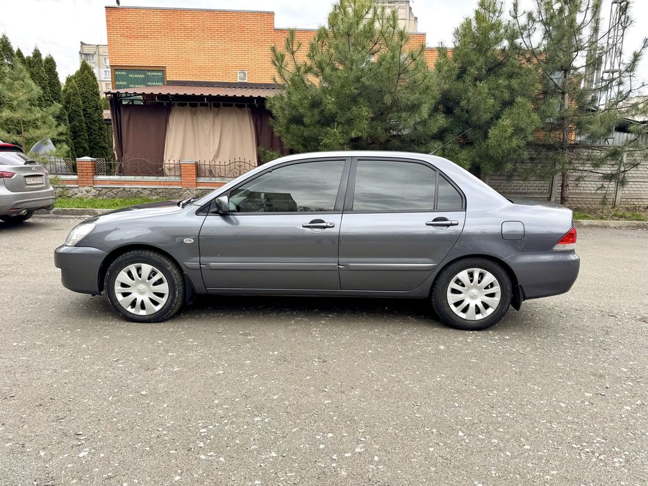 Продам Митсубиси Лансер