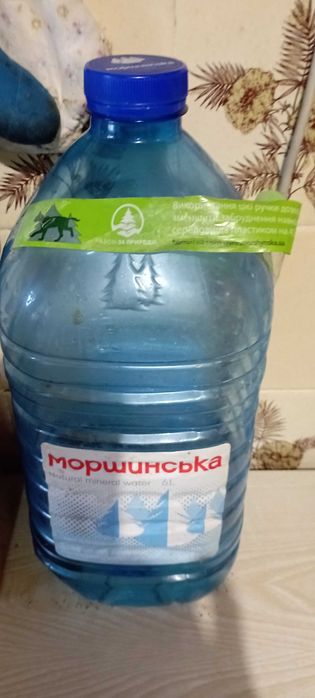 мерные бутылки, пластиковые бутли