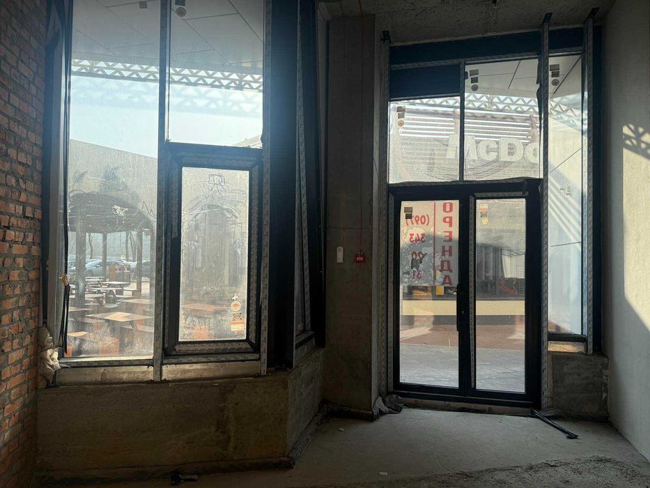 Топ Фасад, 174 кв.м, McDonald's, Manhattan/Манхетен, Берестейський 11