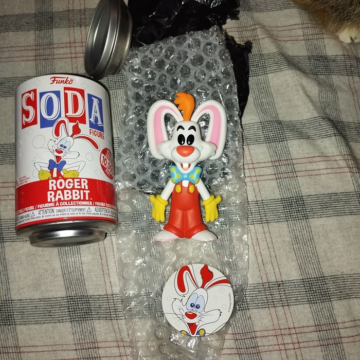 Funko soda Addams Freddy Beetlejuice Roger Rabbit Edward scissorhands