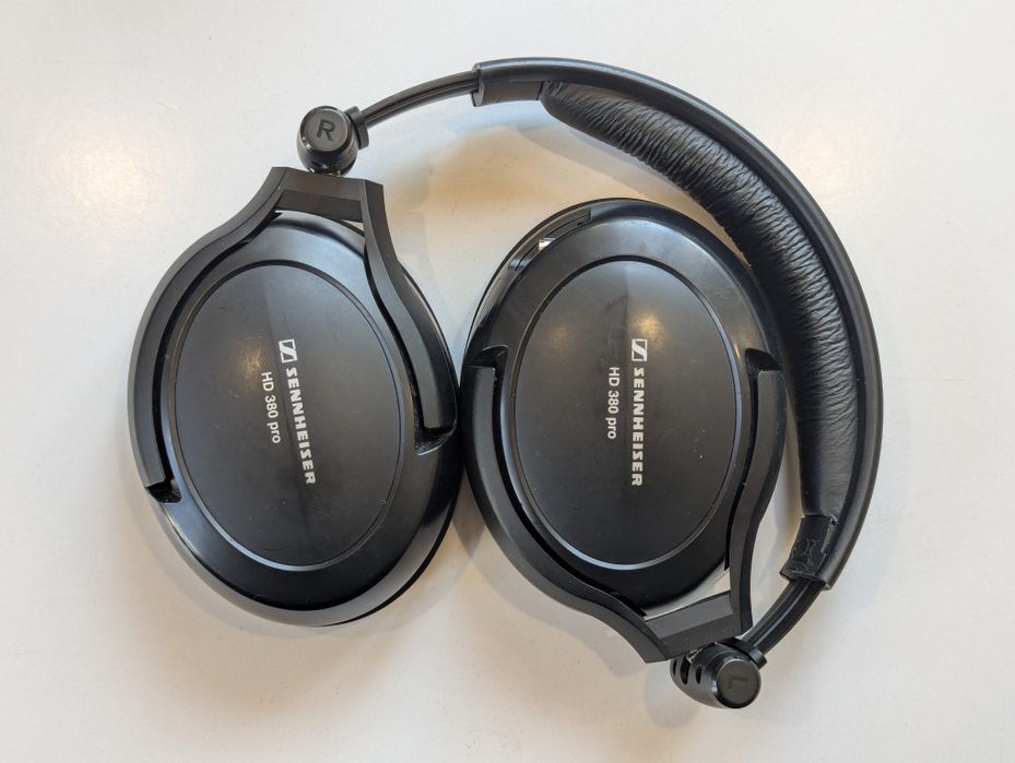 Навушники Sennheiser HD380 Pro