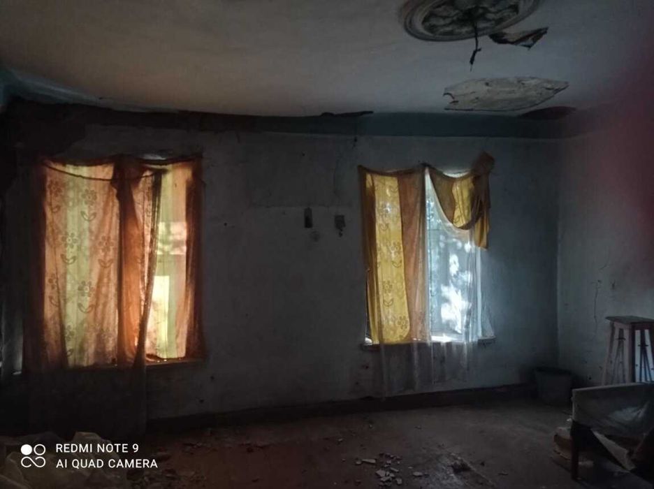 Продам Дом-4 комн. 63 м. кв. (треб. кап. рем. ), уч. 4 сот. 5 Военная-Столяр.