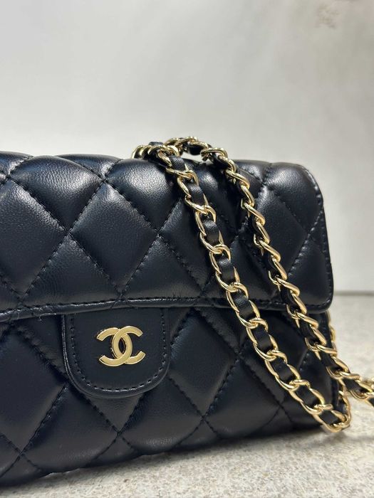 Сумка Chanel кросбоді / Женская кожаная сумка Шанель на цепочке