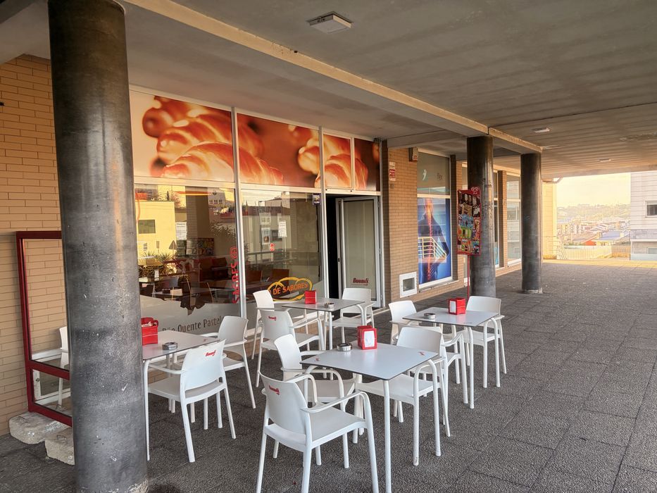 Confeitaria Pao Quente (com terminal de cozedura) em Rio Tinto