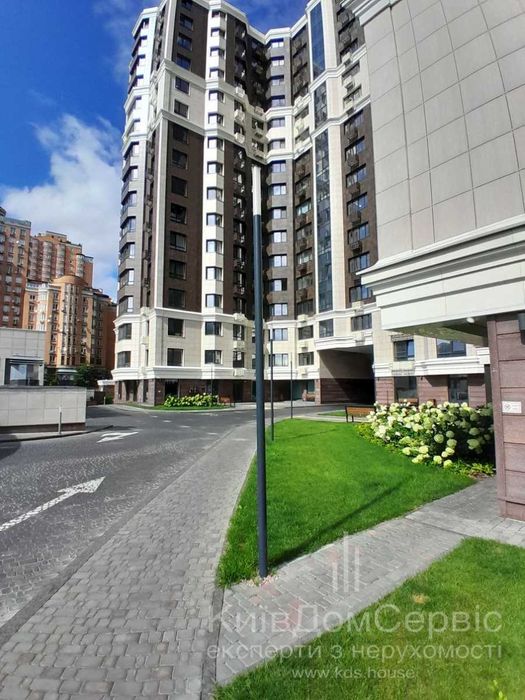 продаж квартири ЖК Шевченківський Золотоустівська 25