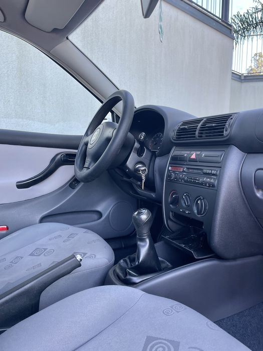 Seat Leon 1.6 16v — photo 5