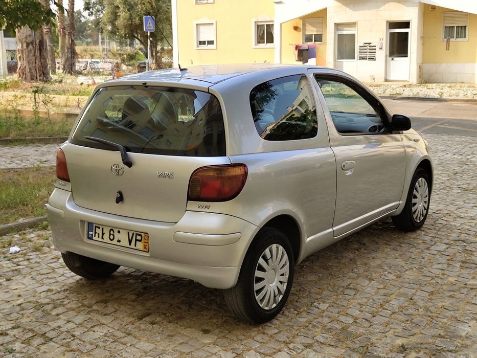 Toyota Yaris 1.0vvt-i bom estado