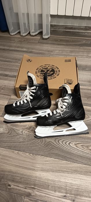 Łyżwy hokejowe tempish subzero 45